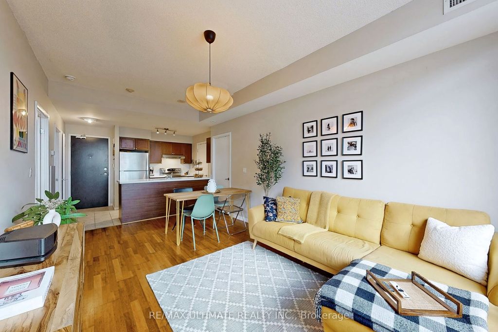 Photo of 231 Fort York Boulevard #228, Toronto, ON M5V 1B1 (MLS # C13116316)