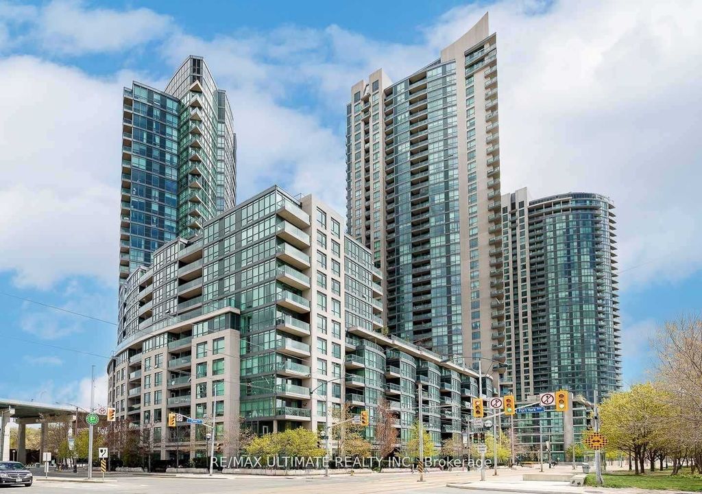 Photo of 231 Fort York Boulevard #228, Toronto, ON M5V 1B1 (MLS # C13116316)