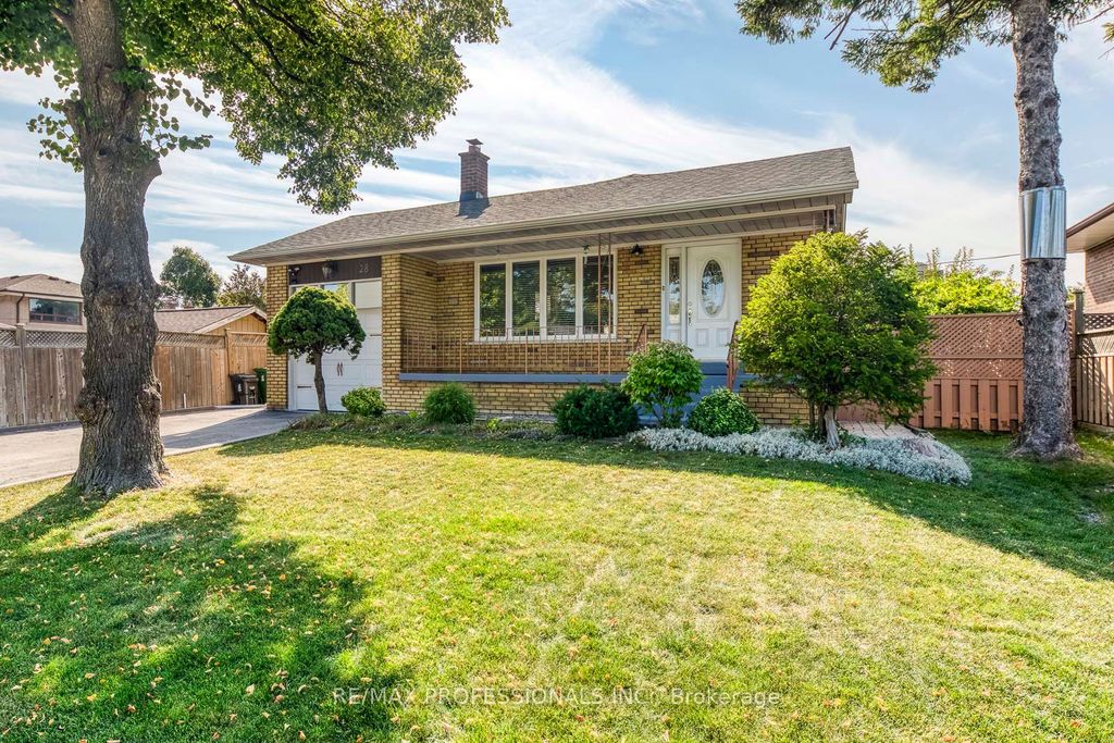 Photo of 28 Summerfield Crescent, Toronto, ON M9C 3X3 (MLS # W12411582)