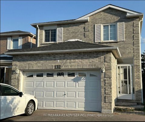 132 Cherrytree Drive Brampton ON L6Y 3N8