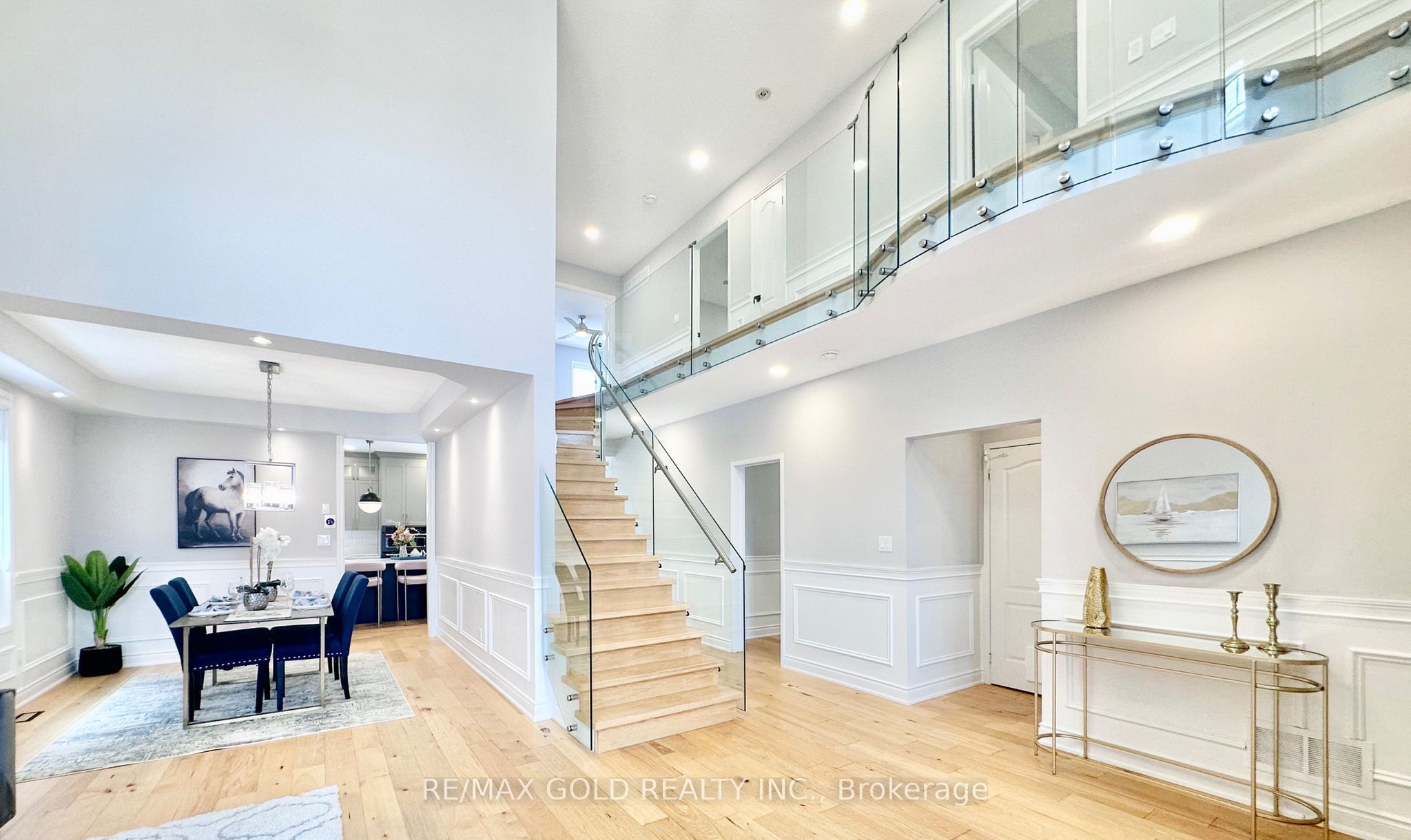 2293 Woodcrest Drive