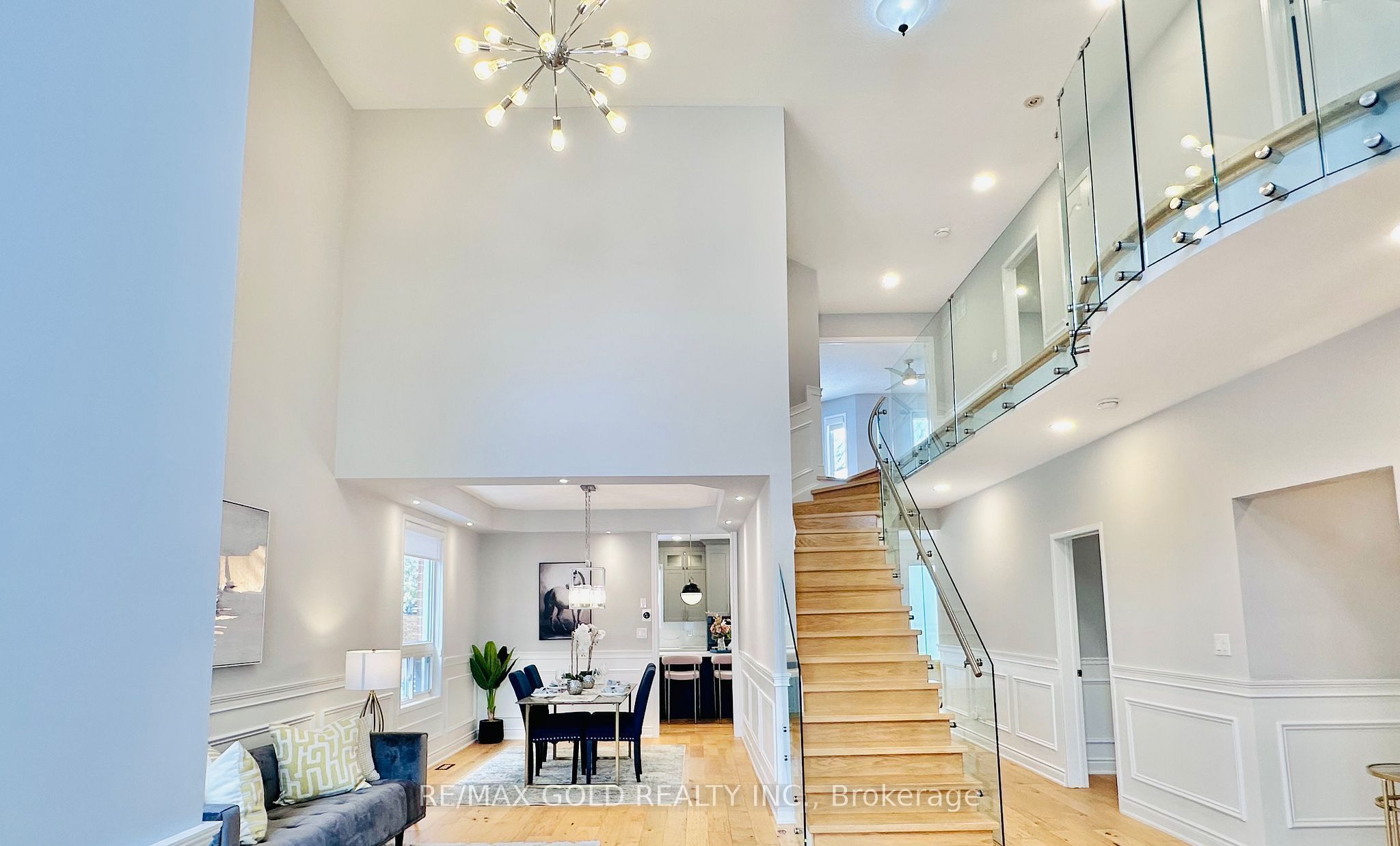 2293 Woodcrest Drive