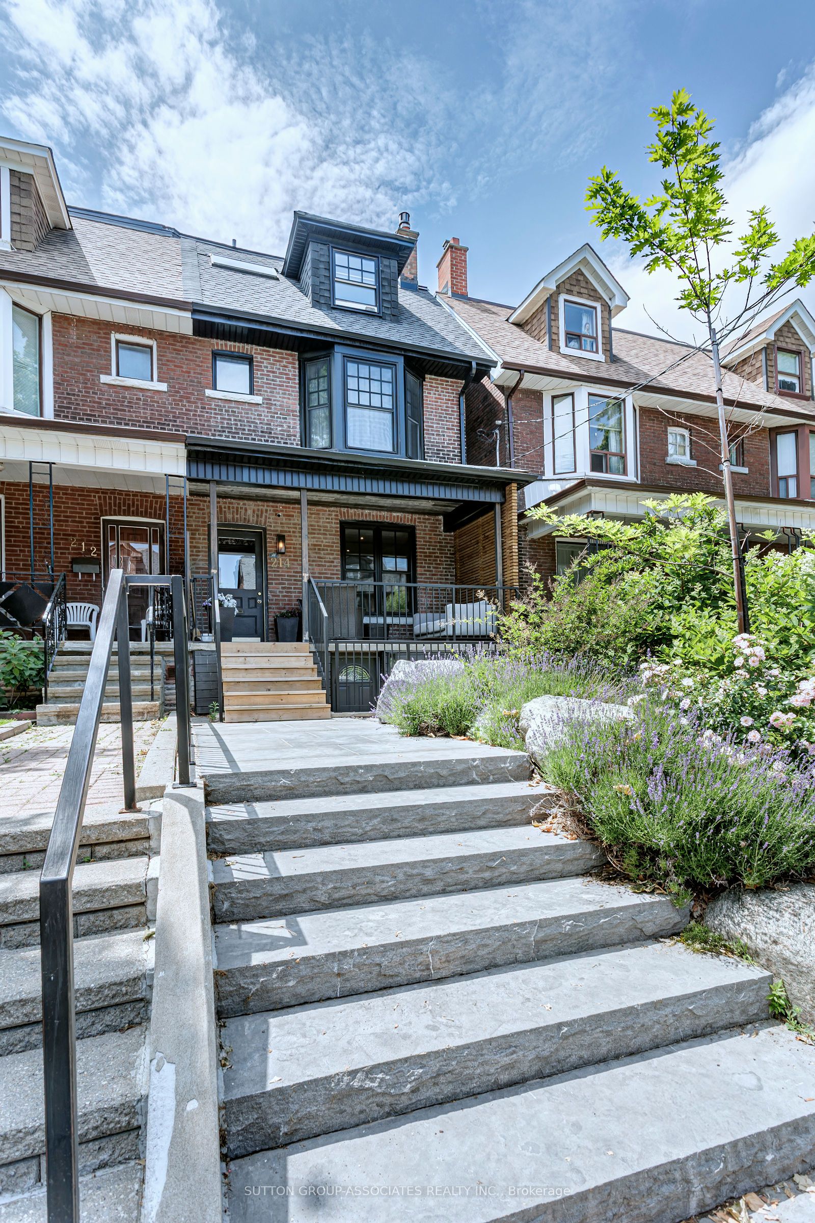 214 grace Street