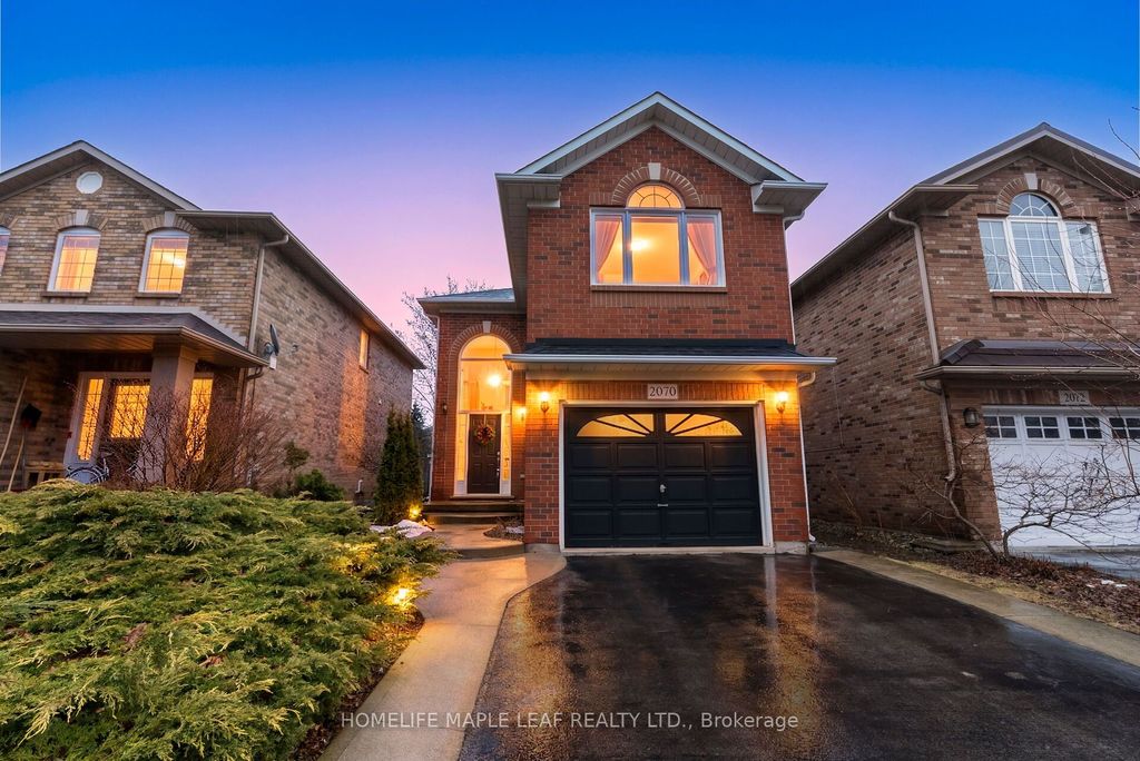 Photo of 2070 Shady Glen Road, Oakville, ON L6M 3P1 (MLS # W12907480)