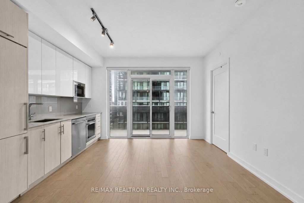 Photo of 330 Richmond Street W #2203, Toronto, ON M5V 0M4 (MLS # C13558948)