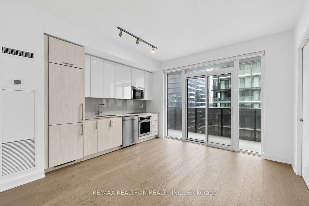 Photo of 330 Richmond Street W #2203, Toronto, ON M5V 0M4 (MLS # C13558948)