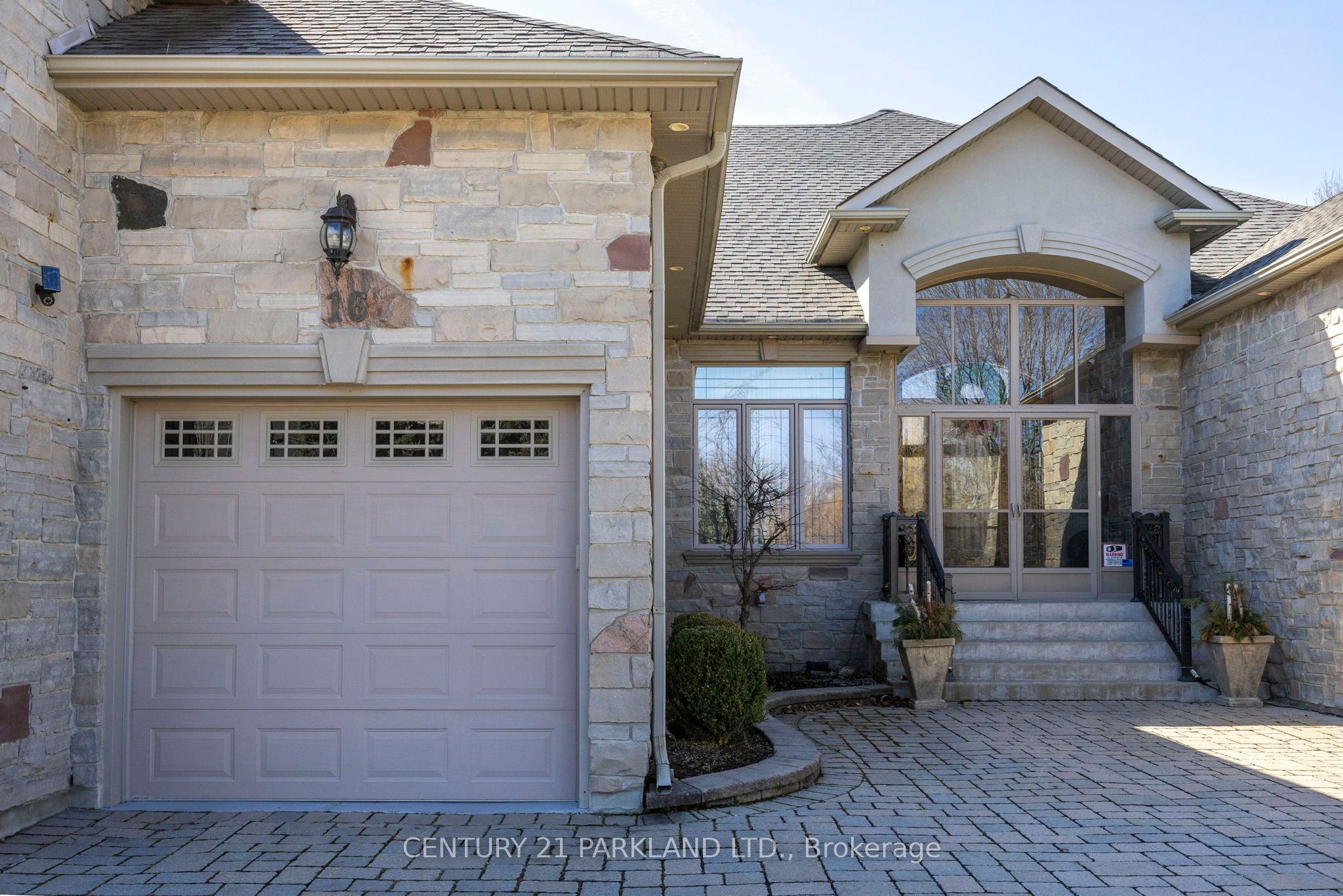 16 Boyle Drive