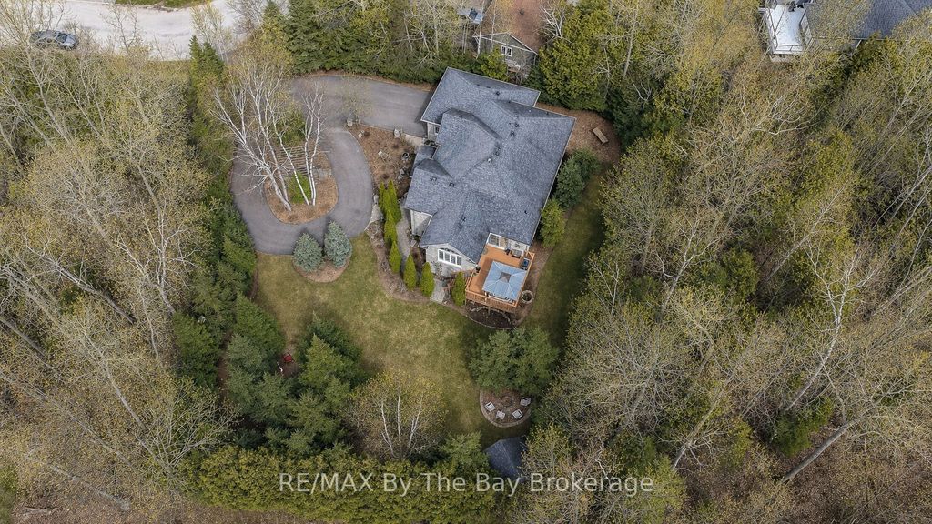 Photo of 15 Lily Drive, Wasaga Beach, ON L9Z 3A1 (MLS # S13048058)