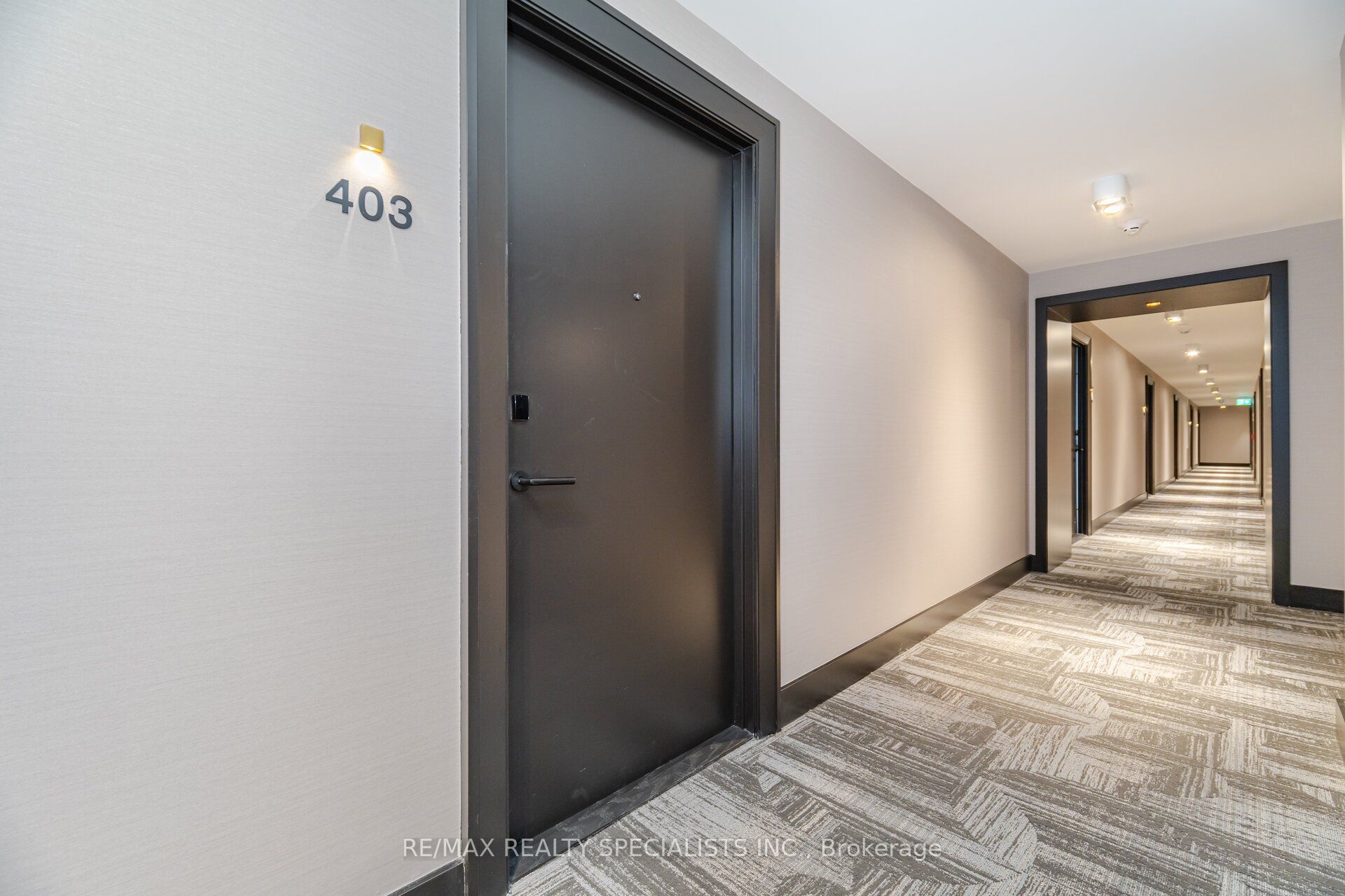 2343 Khalsa Gate 403