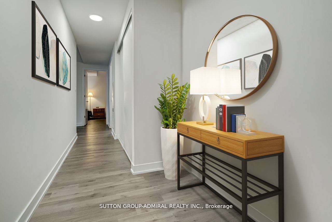 430 Roncesvalles Avenue 207