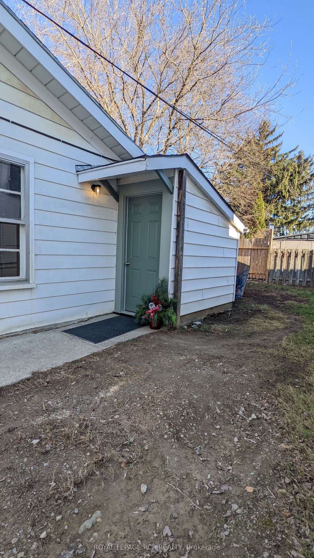 Photo of 22 Ontario Street, Brantford, ON N3S 2B9 (MLS # X12856930)