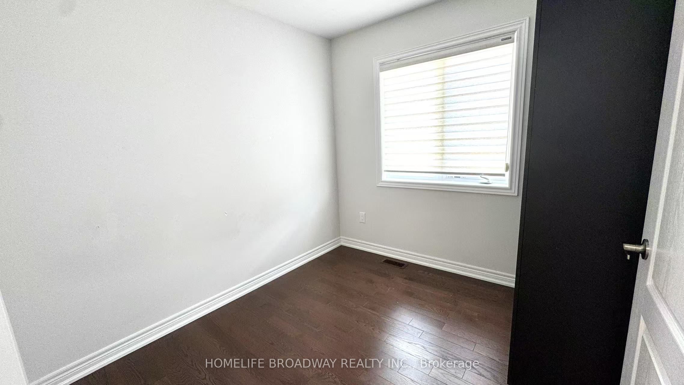 550 Whites Hill Avenue (Coach House)