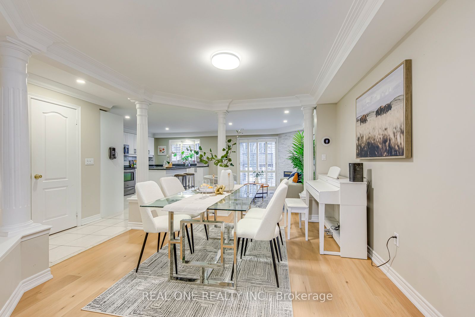 2250 Rockingham Drive 6