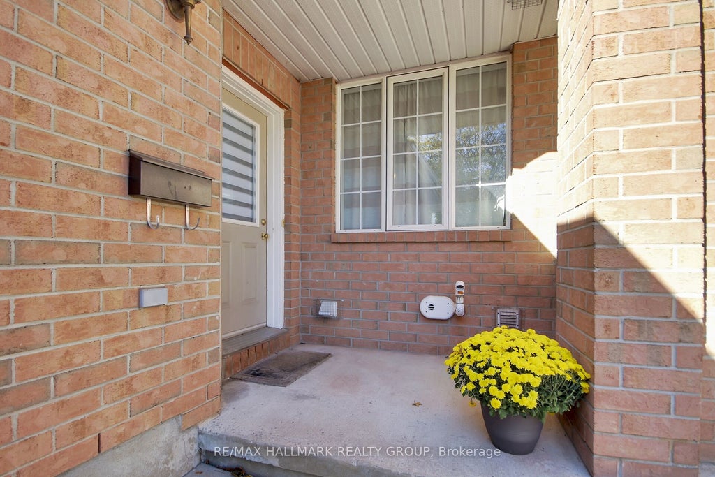 Photo of 62 Sutcliffe Terrace, Barrhaven, ON K2J 4R2 (MLS # X14108534)