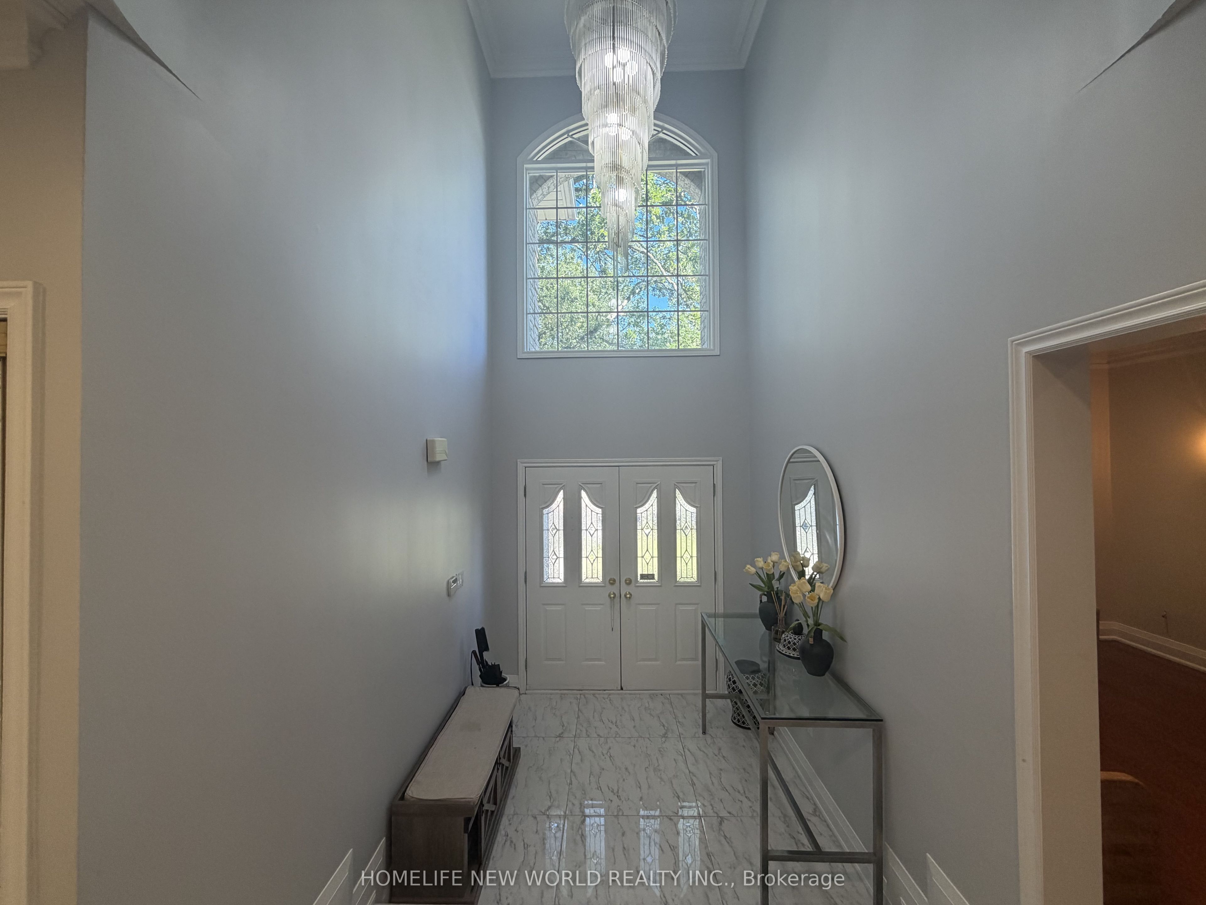 63A Roosevelt Drive (UPPER)