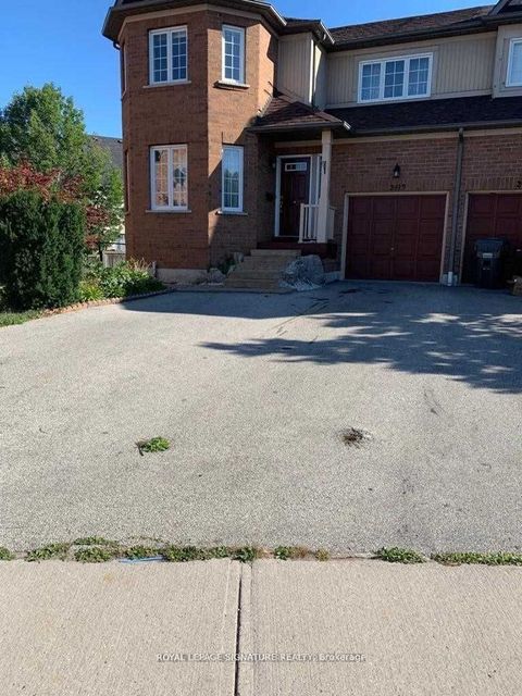 2419 Bankside Drive Lower Mississauga ON L5M 6E6