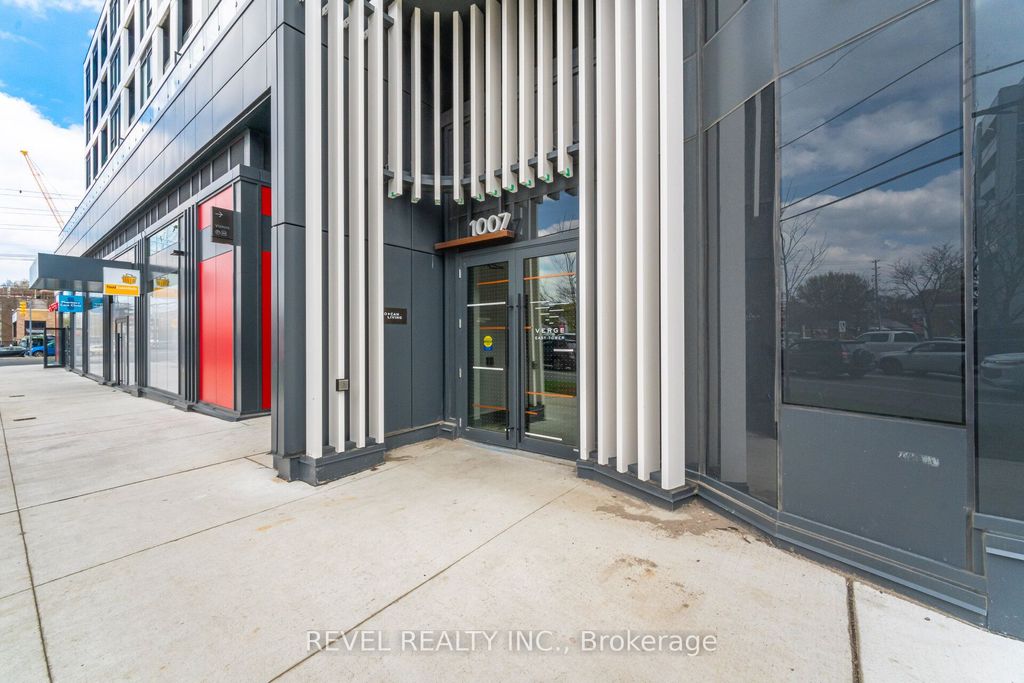 Photo of 1007 The Queensway Street #921, Toronto, ON M8Z 0H4 (MLS # W13110136)