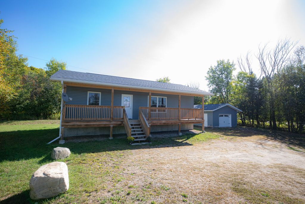 Photo of 1160 Kennisis Lake Road, Dysart et al, ON K0M 1S0 (MLS # X12417936)