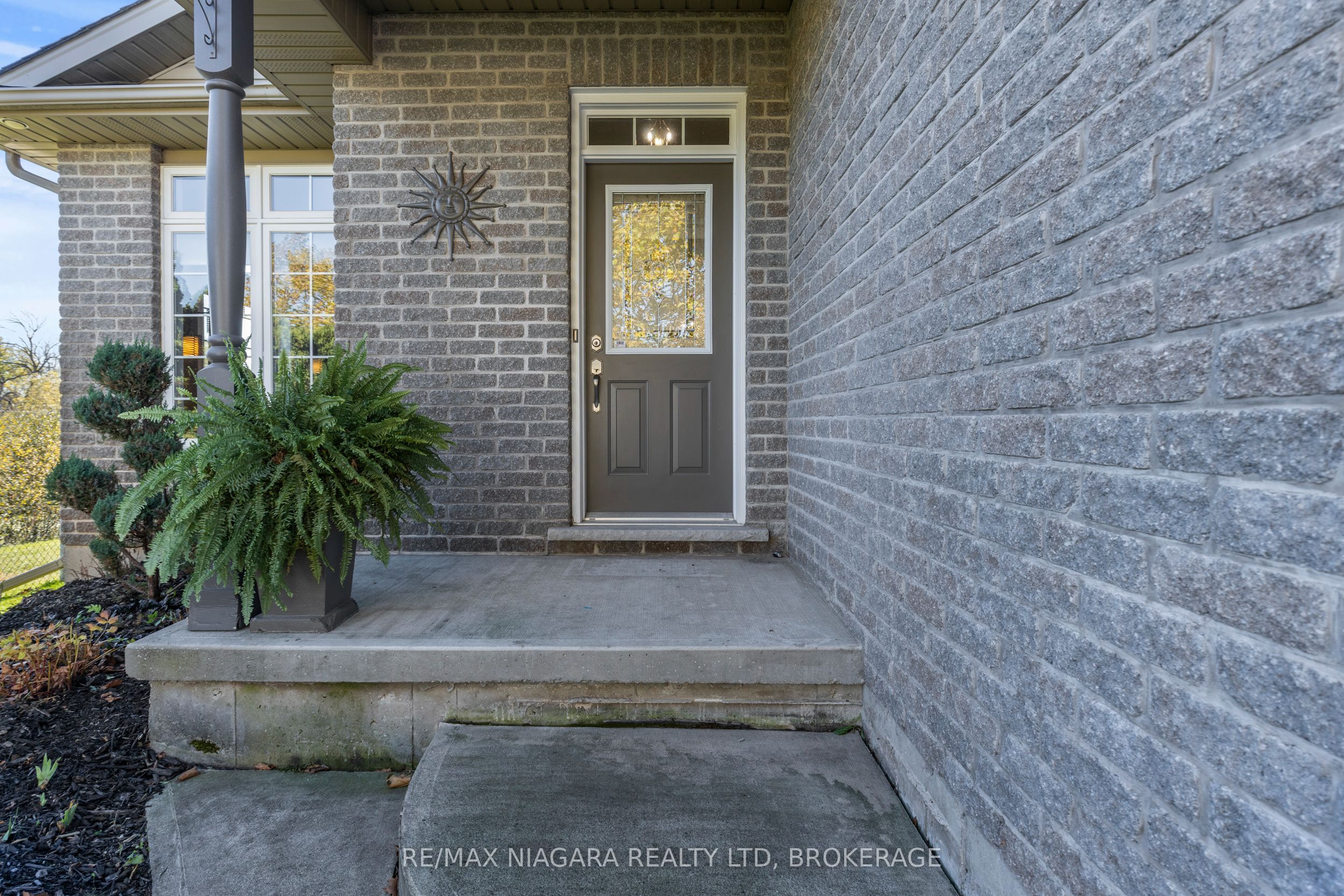 3579 Carver Street