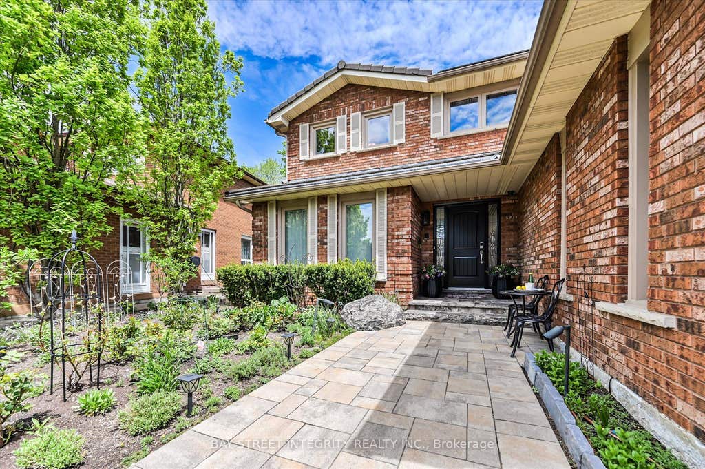 Photo of 42 Sycamore Drive, Markham, ON L3T 5V6 (MLS # N13160982)