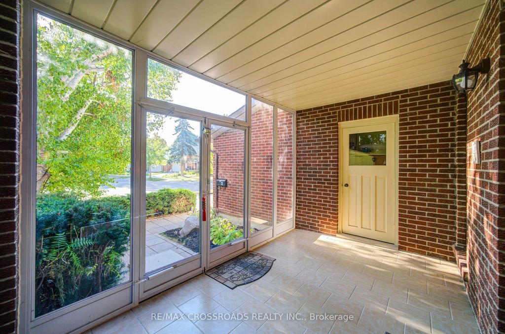 Photo of 41 Huntsmill Boulevard, Toronto, ON M1W 2Z8 (MLS # E12414481)