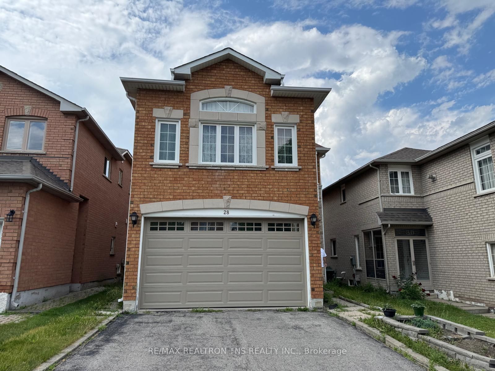 28 Farmstead Road