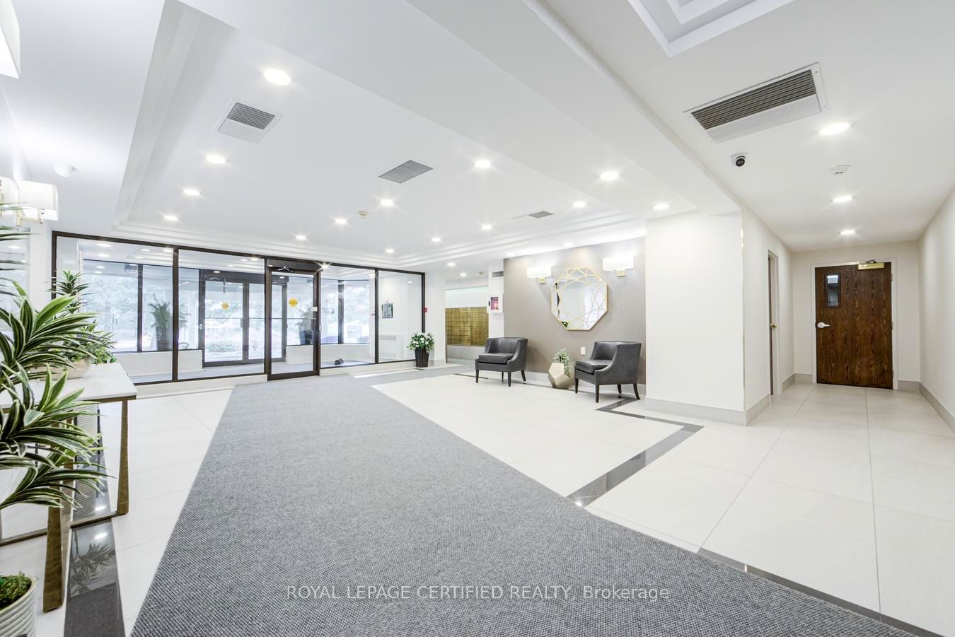 22 Hanover Road 2107