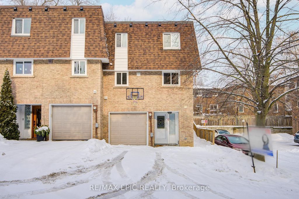 Photo of 115 Henderson Avenue #6, Markham, ON L3T 2L3 (MLS # N12885032)