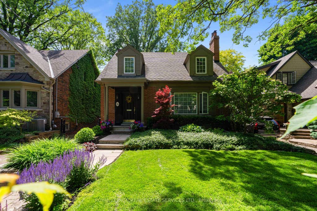 Photo of 16 Princeton Road, Toronto, ON M8X 2E2 (MLS # W13419496)