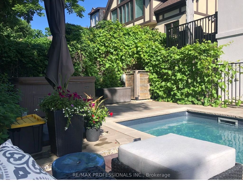 Photo of 12 Walford Road, Toronto, ON M8X 2P1 (MLS # W13172308)