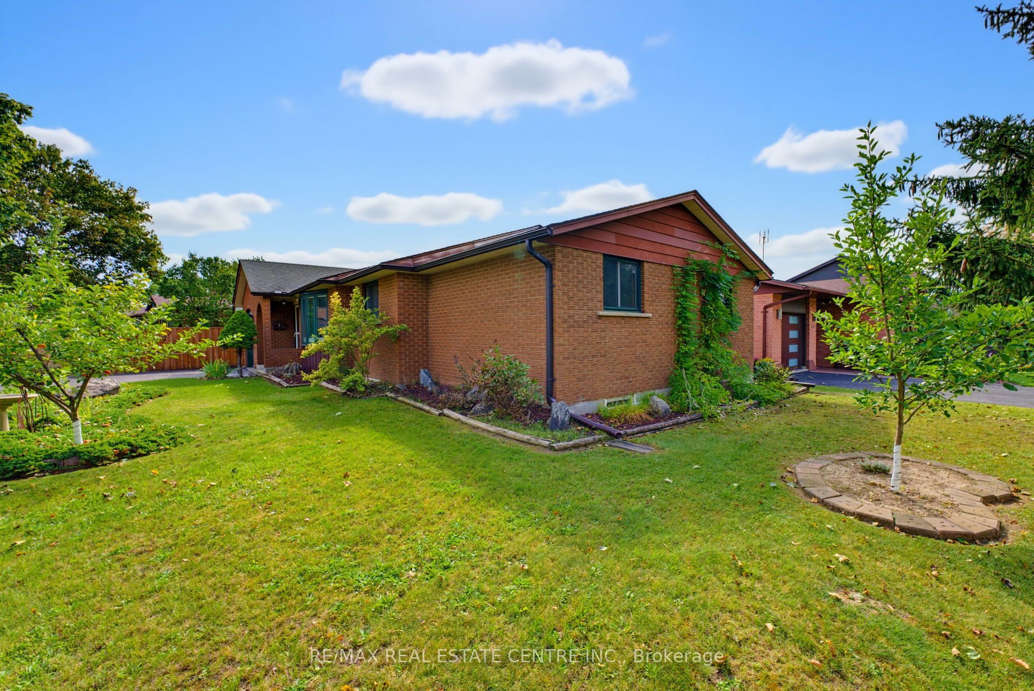 35 Windy Ridge Drive