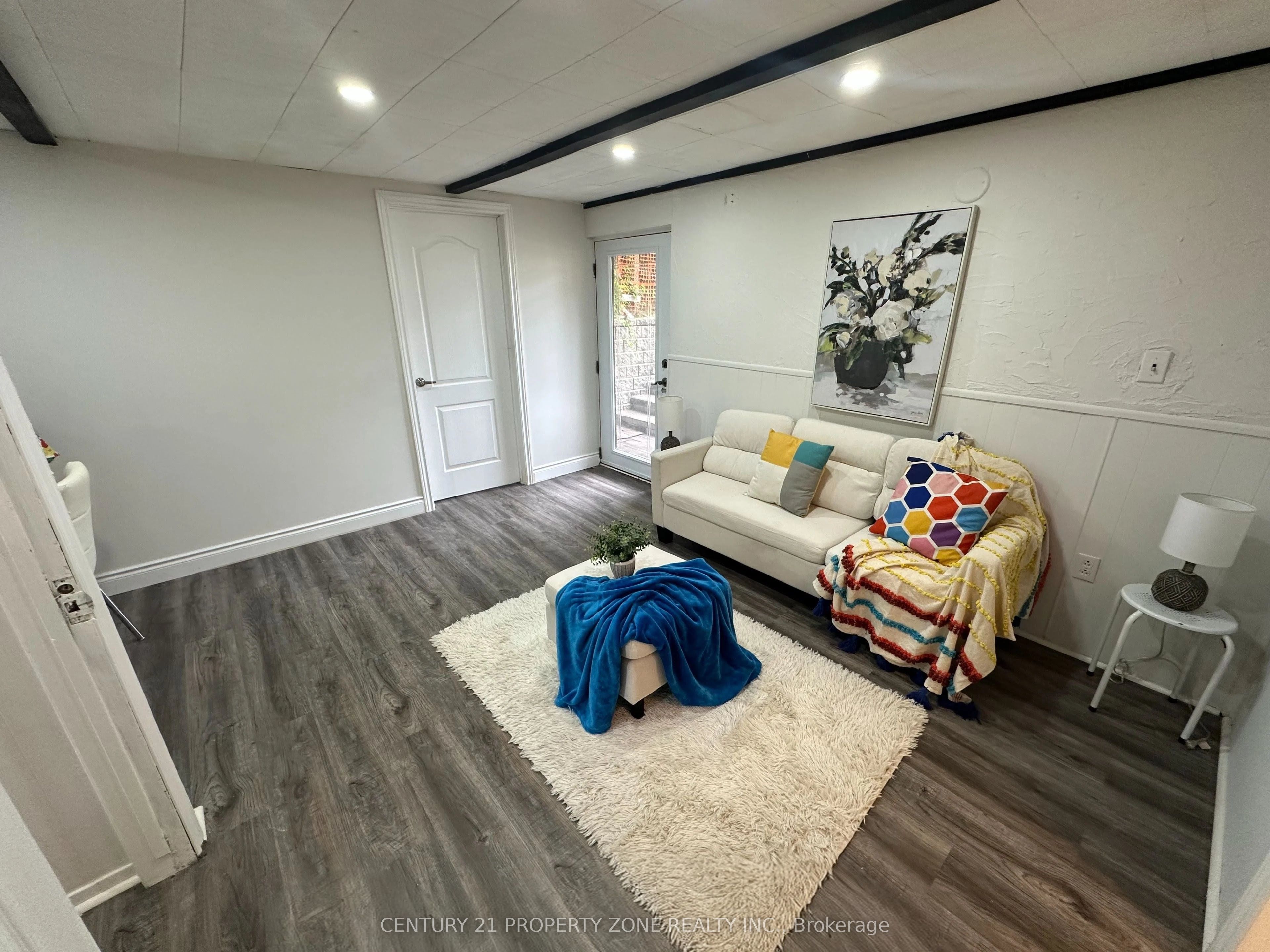 608 Thornwood Avenue