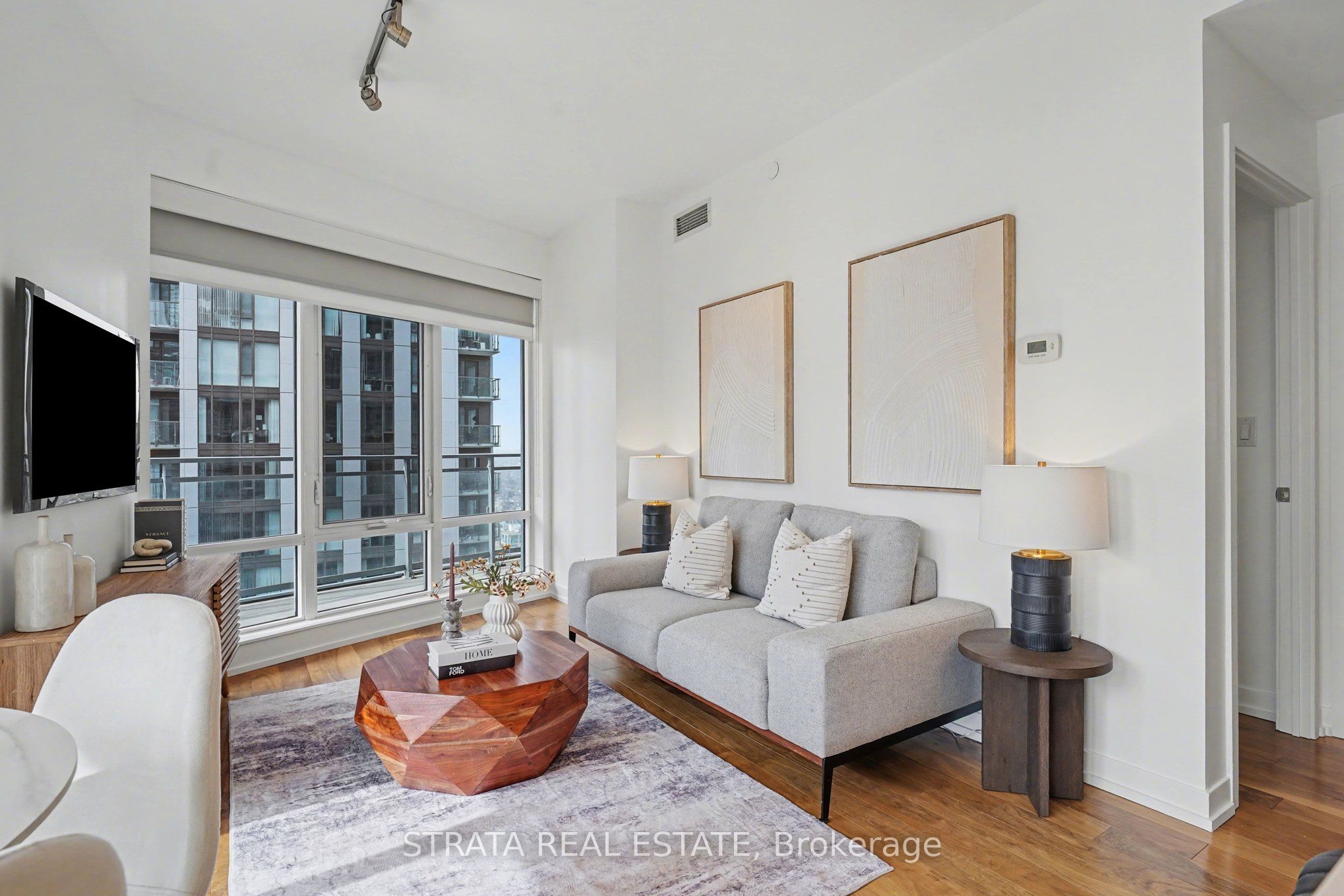 21 Widmer Street 3511