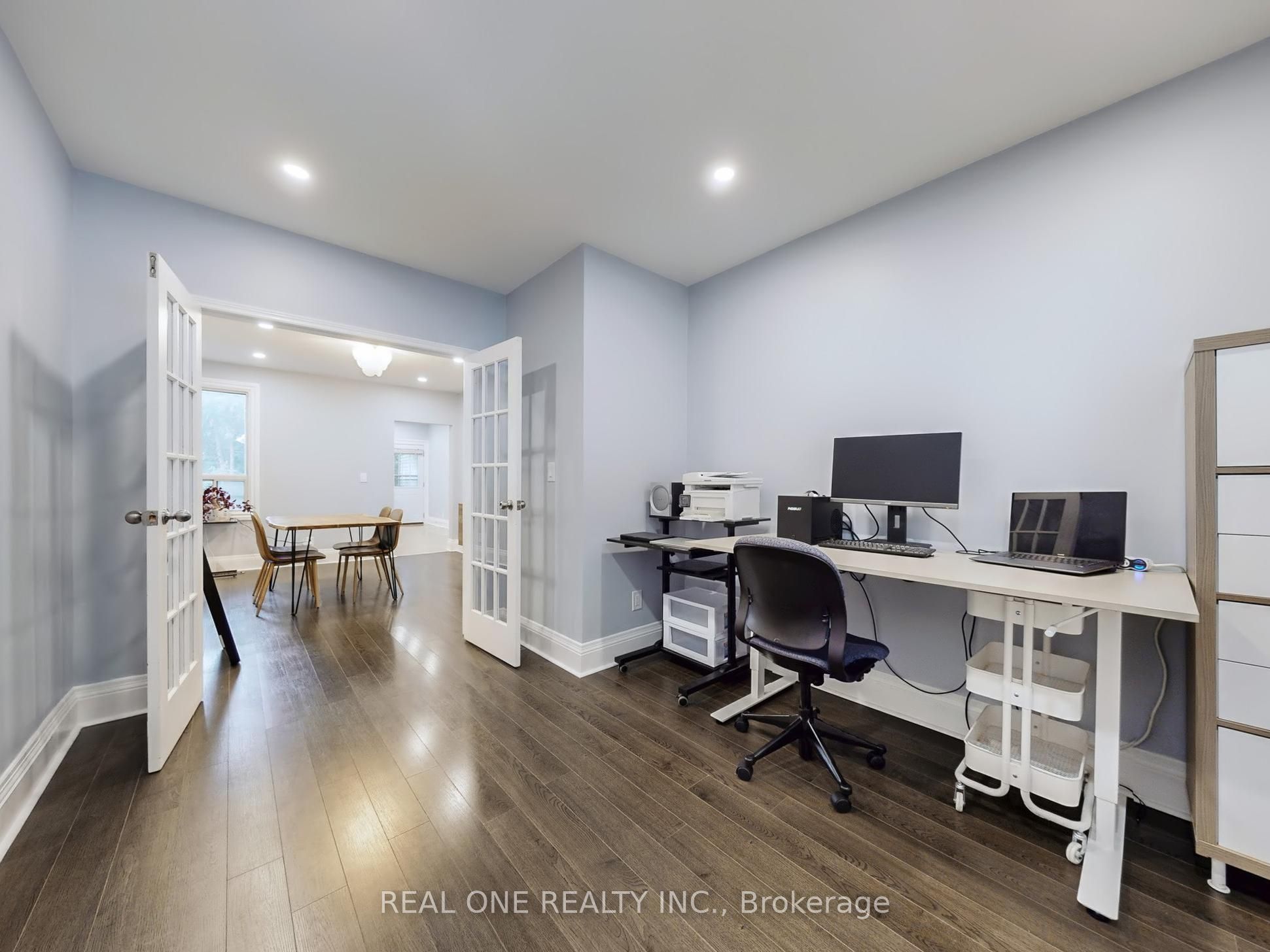 611 Davenport Road
