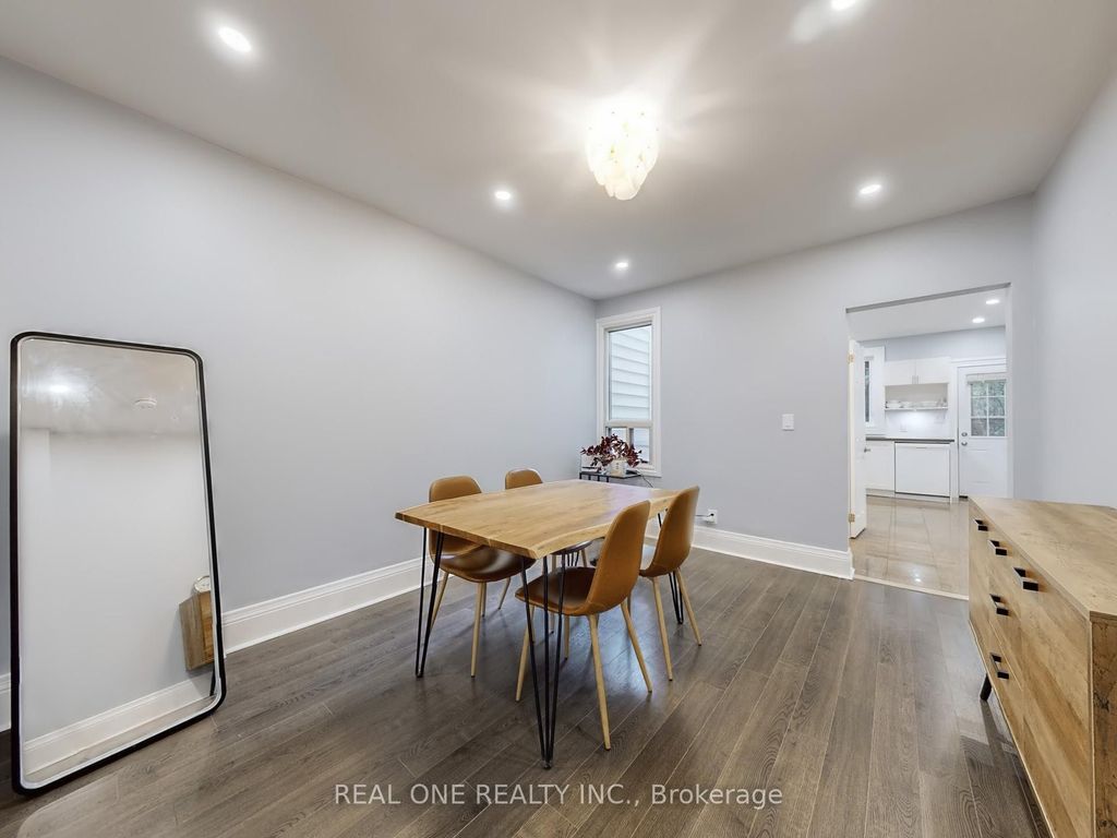 Photo of 611 Davenport Road, Toronto, ON M5R 1L2 (MLS # C12479826)