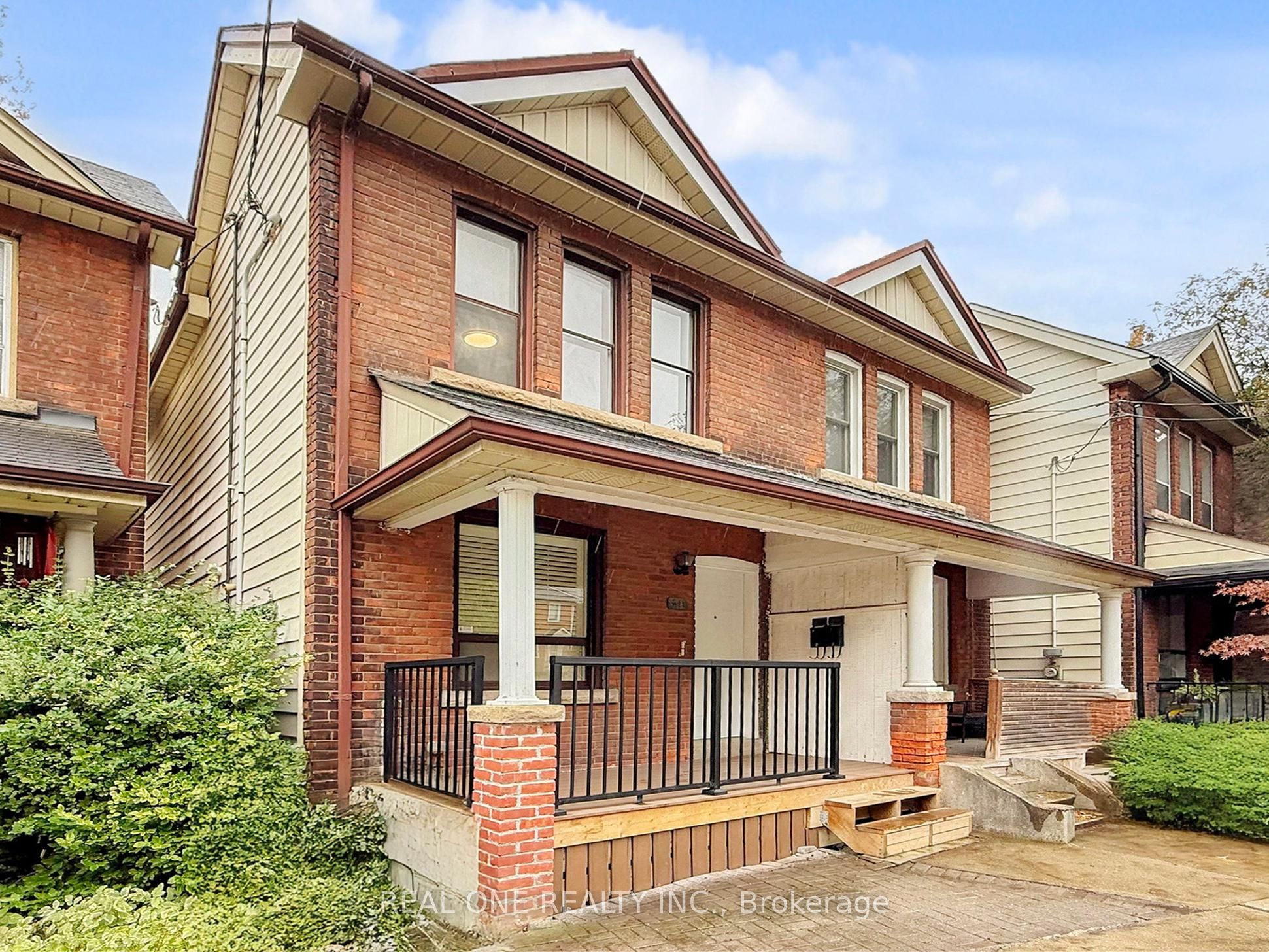 611 Davenport Road