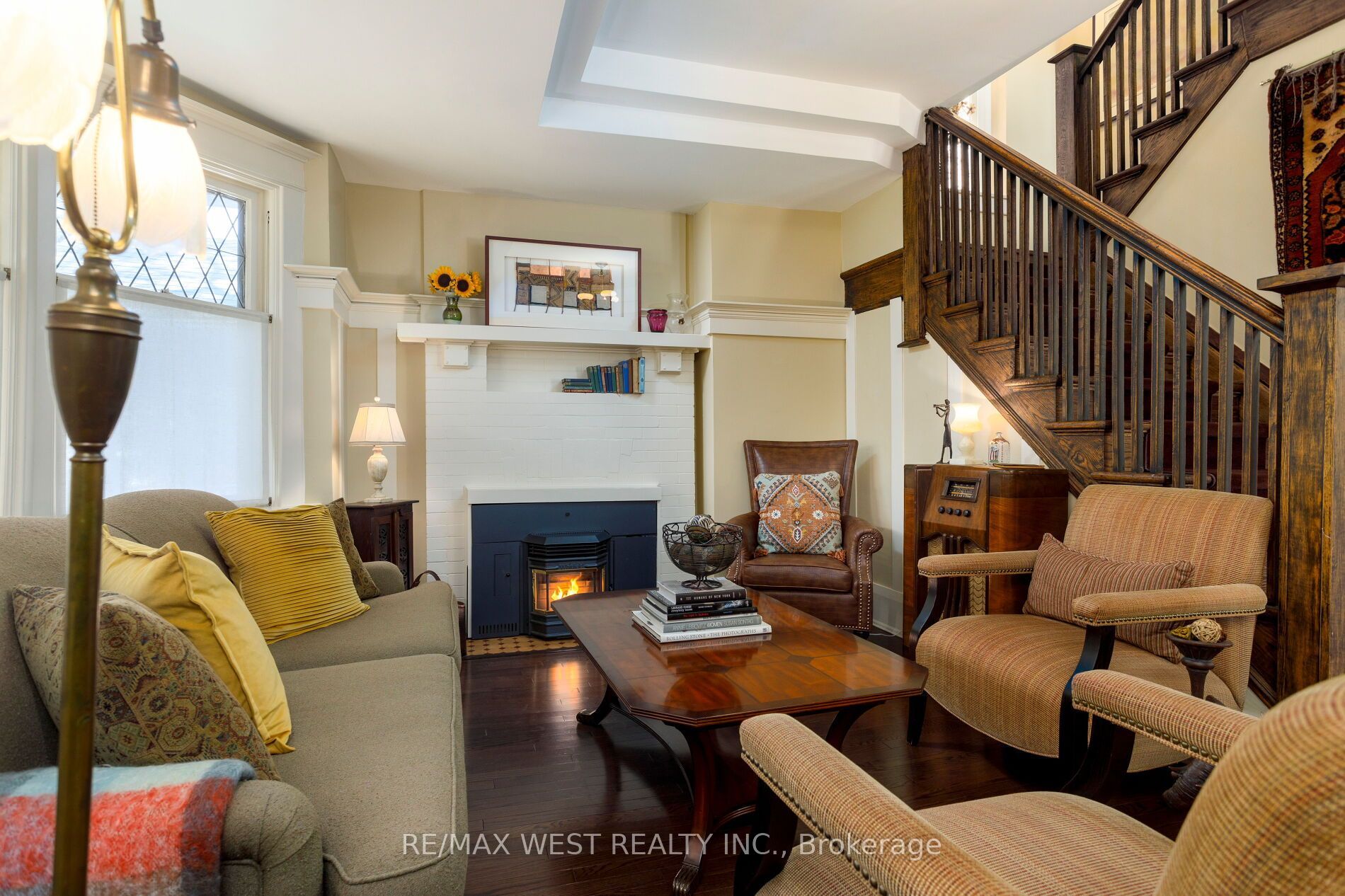 499 Parkside Drive