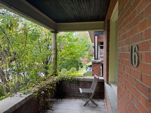 Photo of 16 Sparkhall Avenue, Toronto, ON M4K 1G5 (MLS # E14112630)