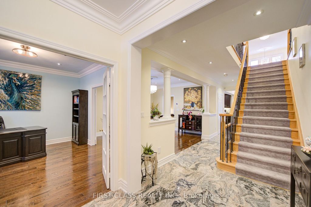 Photo of 73 Glengordon Crescent, Markham, ON L6C 0K1 (MLS # N12706846)