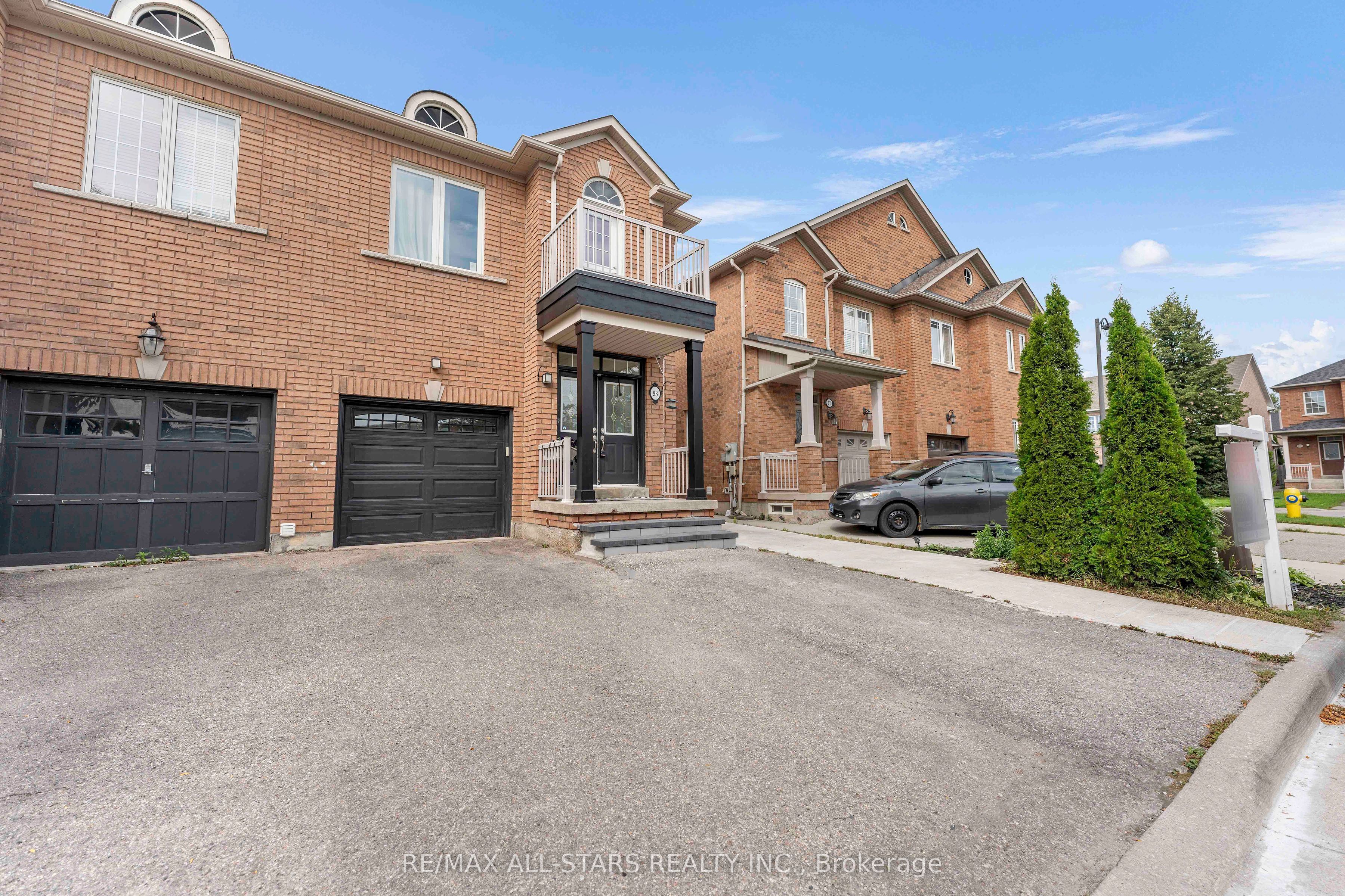 93 Arco Circle