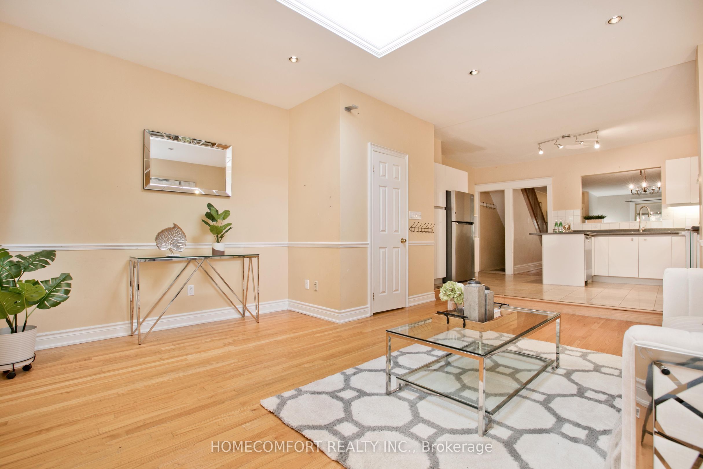 62 Keystone Avenue
