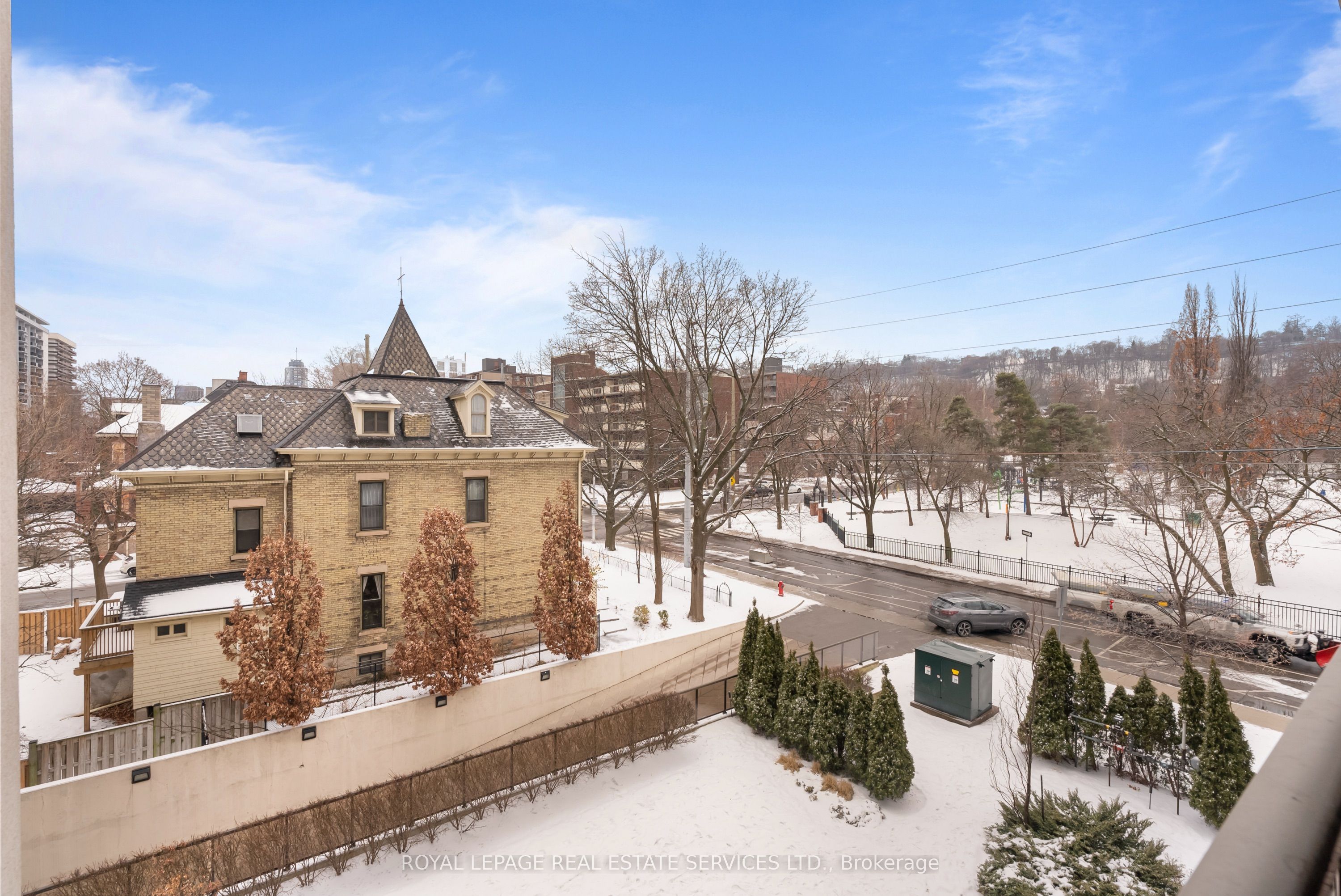 Hamilton, ON L8P 0B4, Canada, 2 Bedrooms Bedrooms, ,1 BathroomBathrooms,Residential,Active,123962