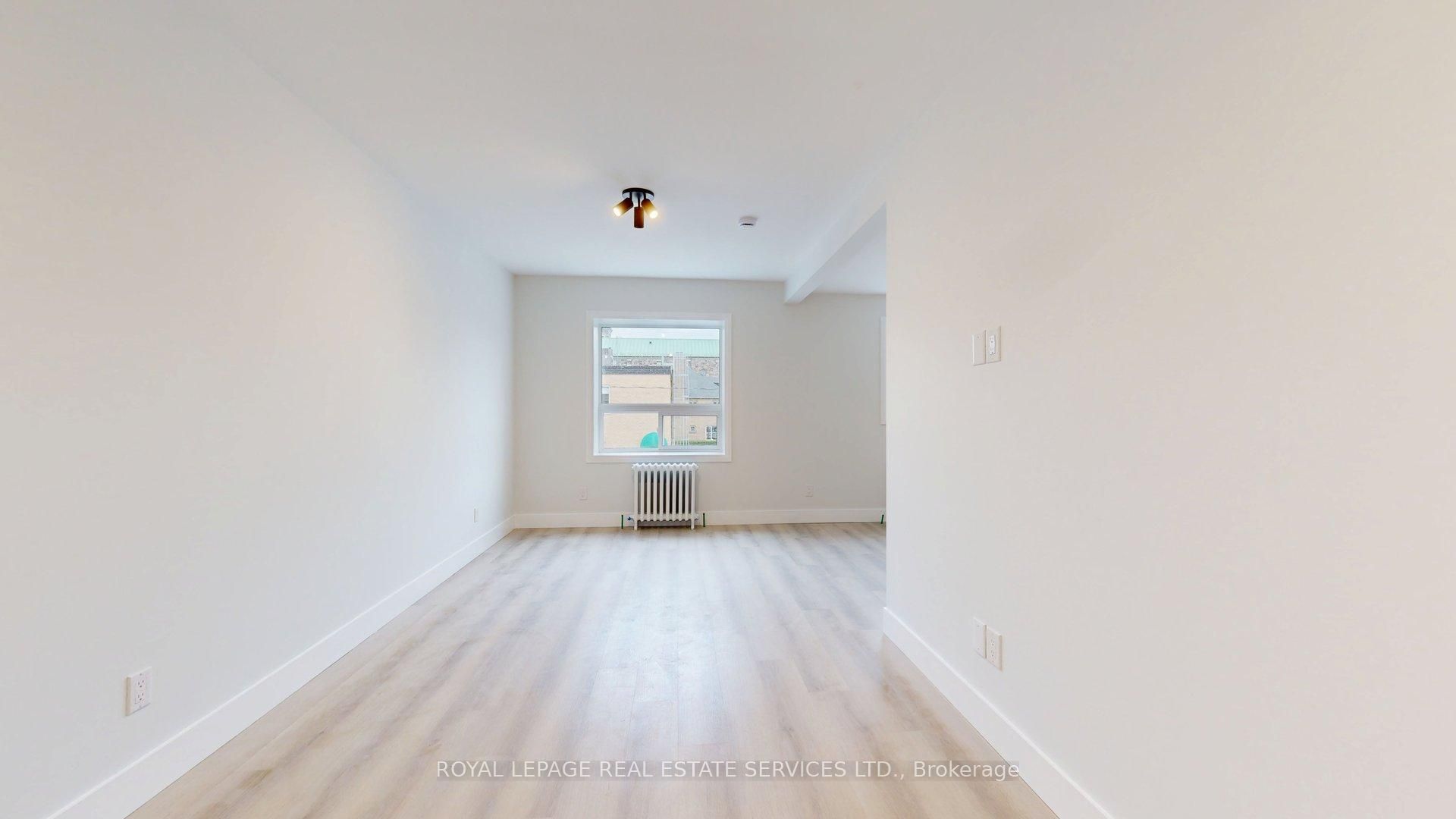 4 Brentwood Road S Unit A