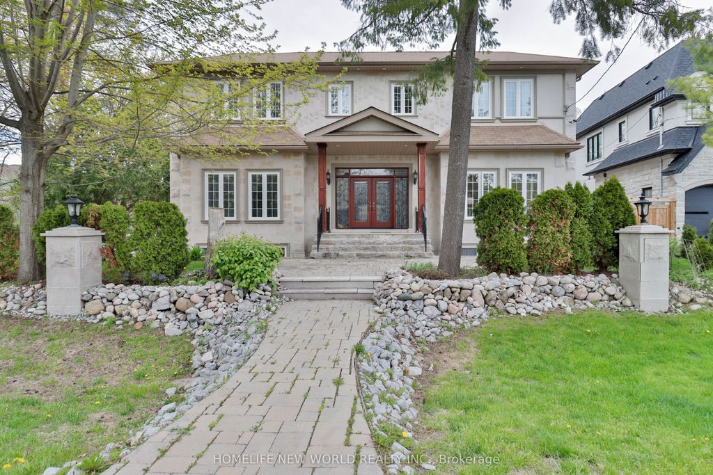 Photo of 5 Oakcrest Avenue, Markham, ON L3R 2B7 (MLS # N13040718)