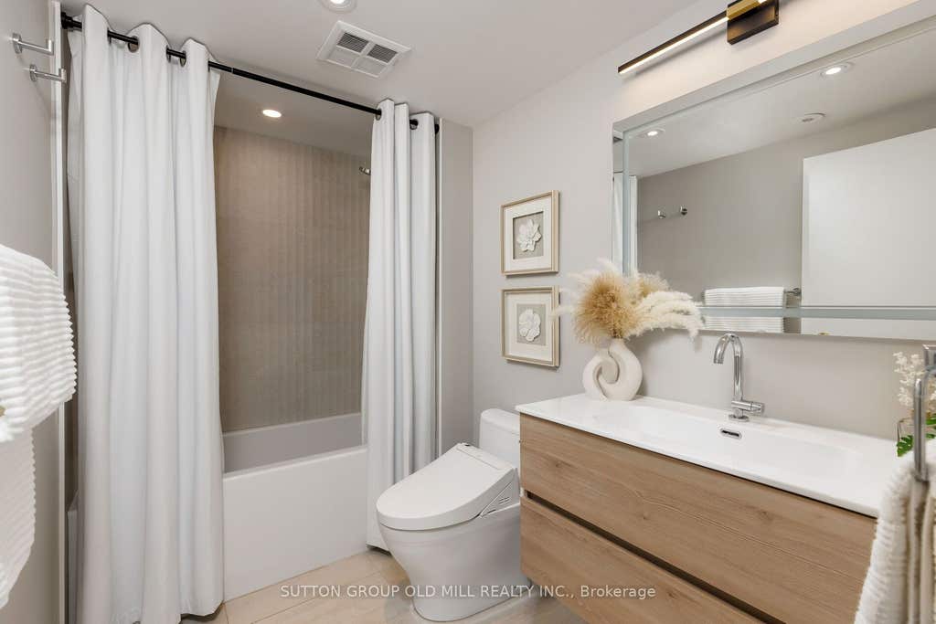 Photo of 46 Western Battery Road #809, Toronto, ON M6K 3P1 (MLS # C13623054)