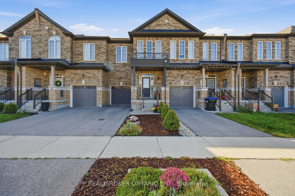 Photo of 65 Blackwell Crescent, Bradford West Gwillimbury, ON L3Z 4L3 (MLS # N13780544)