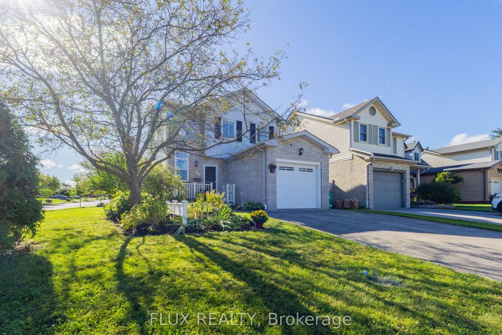 Photo of 588 Drummerhill Crescent, Waterloo, ON N2T 1G4 (MLS # X13788732)