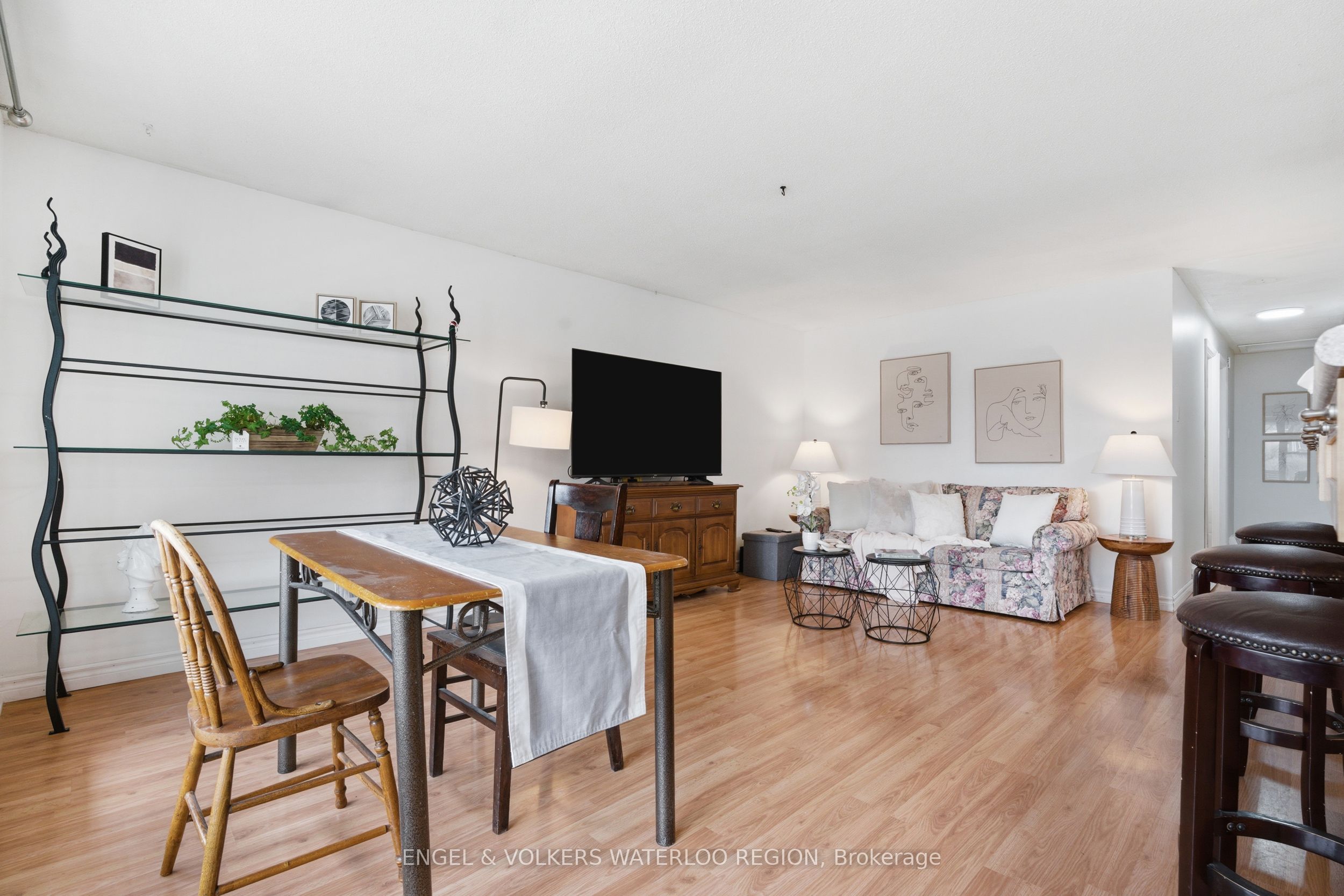 515 Strasburg Road