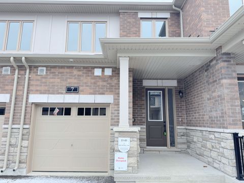 7 Anna Russell Way Markham ON L3R 3X3