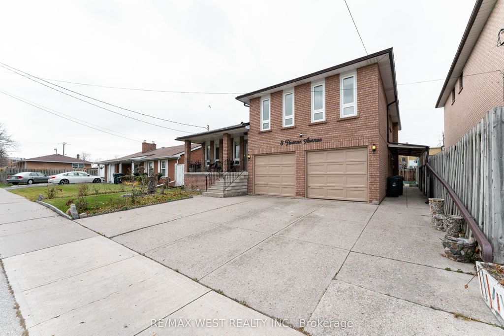 Photo of 8 Hearne Avenue, Toronto, ON M6L 3B8 (MLS # W12610304)